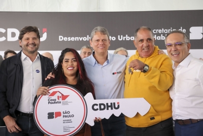 Governo de SP entrega chaves de 120 moradias em S&atilde;o Bernardo do Campo