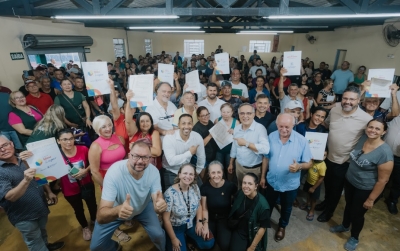 Regulariza&ccedil;&atilde;o fundi&aacute;ria avan&ccedil;a em S&atilde;o Bernardo com a entrega de 238 t&iacute;tulos no Jo&atilde;o de Barro