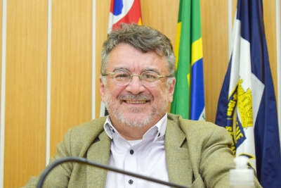 Jander Lira destaca import&acirc;ncia do Dia Nacional dos Profissionais da Educa&ccedil;&atilde;o