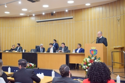 C&acirc;mara de S&atilde;o Caetano homenageia advogados em sess&atilde;o solene