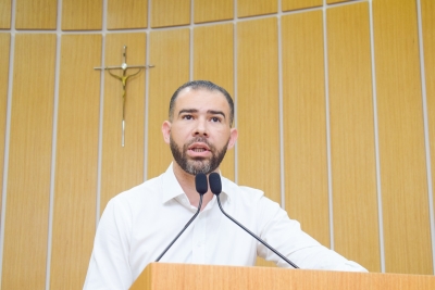 Igor Cavelagna solicita melhorias para o bairro Santa Maria