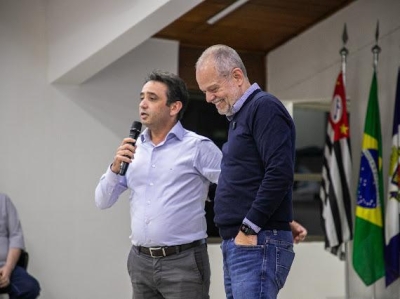 Vereador Cicinho Moreira e prefeito Tite Campanella: parceria que transformou 2025 em um ano de grandes conquistas