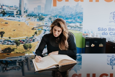 Jessica Cormick assume oficialmente cargo de prefeita de S&atilde;o Bernardo