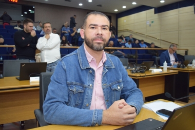 Vereador Igor Cavelagna prop&otilde;e cria&ccedil;&atilde;o do Programa &ldquo;Aluno Guia&rdquo; em escolas de S&atilde;o Caetano do Sul