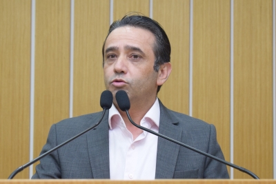 Cicinho Moreira sugere cria&ccedil;&atilde;o do Maio Branco para incentivar doa&ccedil;&atilde;o de leite materno em S&atilde;o Caetano