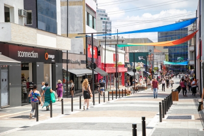 Auricchio entrega a nova Rua Santa Catarina, no Centro de São Caetano