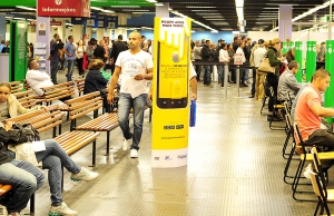 Usu&aacute;rios do Poupatempo aprovam agendamento pelo celular