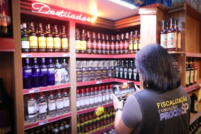 S&atilde;o Paulo atualiza balan&ccedil;o de casos e refor&ccedil;a estoque com 2.500 ampolas de ant&iacute;doto contra metanol