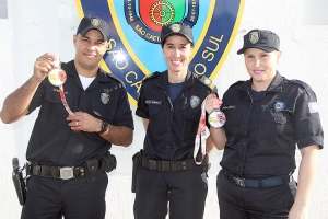 Guardas de S&atilde;o Caetano conquistam ouro e prata em torneio de jiu-jitsu