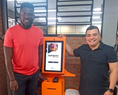 Etec Jorge Street inaugura totem de autoatendimento do Poupatempo